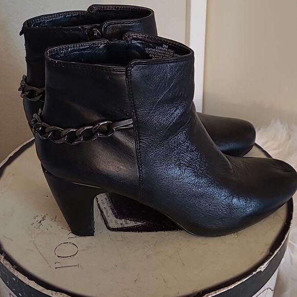 Easy Spirt Vegan Leather Black Ankel Booties - Picture 8 of 13